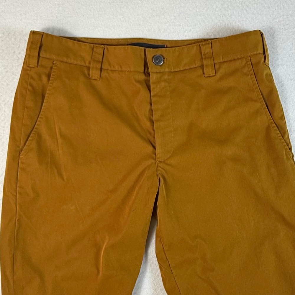 Bluffworks Chino Pants Mens 31x32 Tailored Fit Performance Polyester Gold Brown